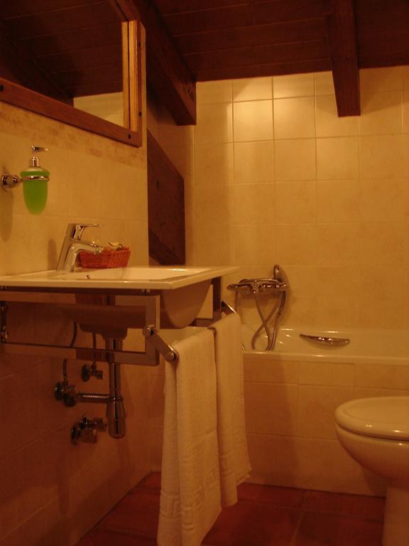 Agroturismo La Casa Vieja Maturana Quarto foto