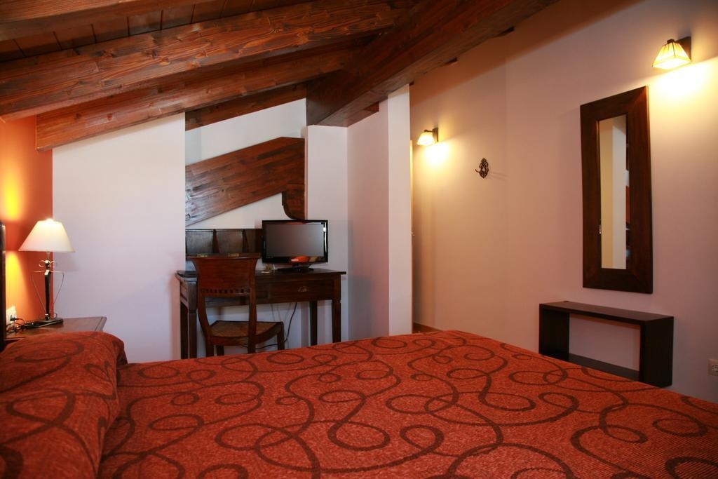 Agroturismo La Casa Vieja Maturana Quarto foto